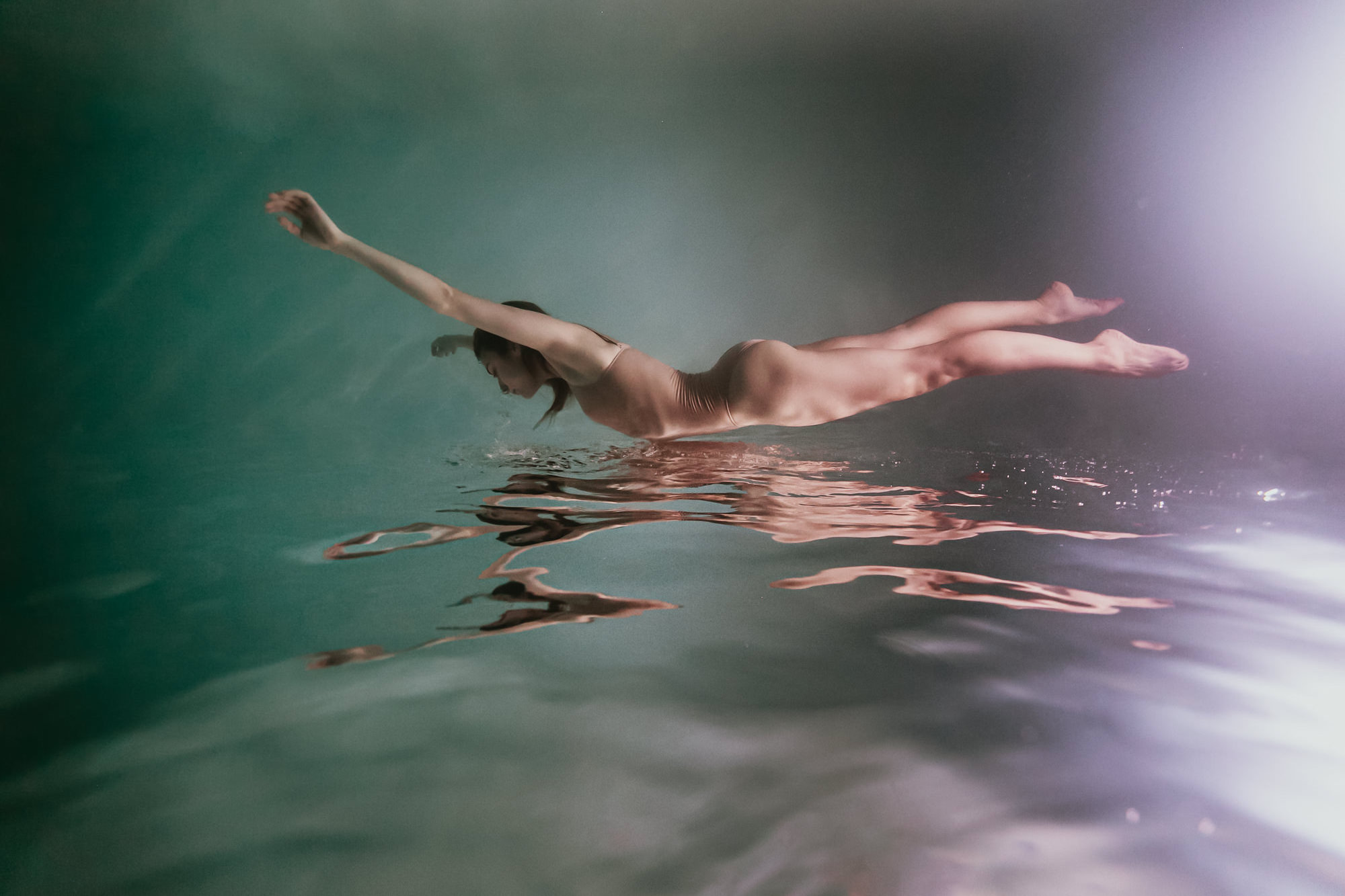 Photographe sous l'eau aquatique portrait underwater